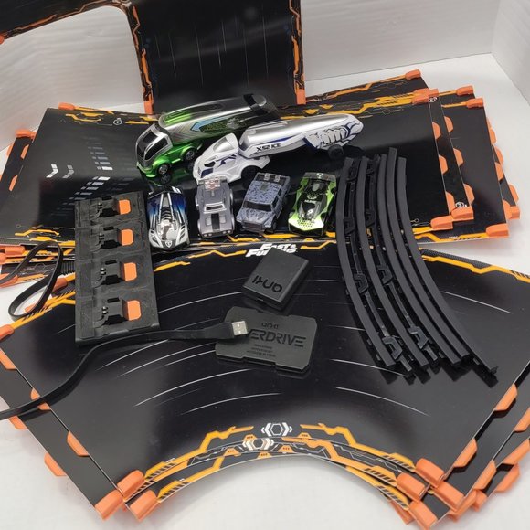 Anki Overdrive Supertrack Super Kit Car SuperCar X52 18 Wheeler Tracks Lot - Picture 2 of 16